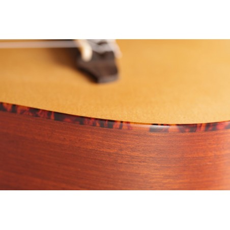 Ukulele Ortega RU5CE