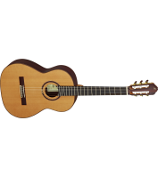 Hispaanias valmistatud klassikaline kitarr Ortega M3CS