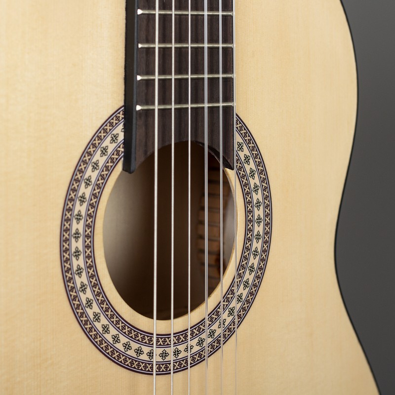 Cascha Student Series 1/2 Classical Guitar Set HH 2354