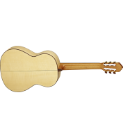 Hispaanias valmistatud klassikaline kitarr Ortega M6CS
